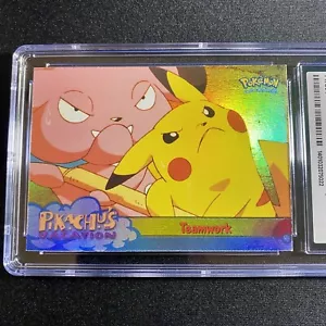 Tarjeta Pokémon CGC 8 Topps Pikachu's Vacation Teamwork #54 RAINBOW FOIL HOLO PSA - Imagen 1 de 3
