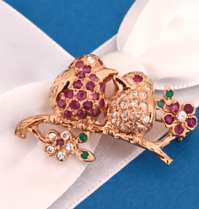 Two Love Birds Brooch Pin Gold Over 925 Diamond Emerald & Rubies 1.25"x3/4" Pin - Picture 1 of 7