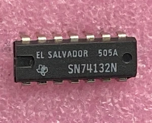Texas Instruments SN74132N puertas NAND cuádruples de 2 entradas con circuito integrado Schmitt - Imagen 1 de 1