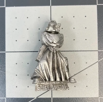 Vintage 40K DARK ANGEL ROBED VETERAN #2 body GW 1999 metal middlehammer OOP AZ25 - Image 1 of 2