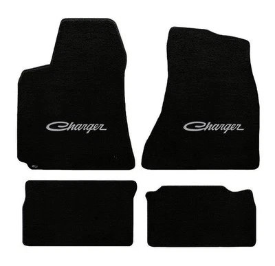 ¡NUEVO! Alfombrillas negras Dodge Charger 1966-1967 Script logotipo bordado plateado 4 piezas Foto 1 de 4