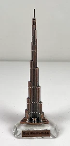 VINTAGE BURJ KHALIFA DUBAI SKYSCRAPER METAL SOUVENIR BUILDING *READ* - Picture 1 of 4