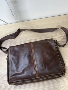 Borsa a tracolla BOCONI in pelle Made in Italy - Foto 1 di 24