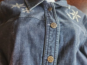 Cj Banks Denim jean pattern button up embroidery Winter Snow Flakes .XL #clo - Picture 1 of 10