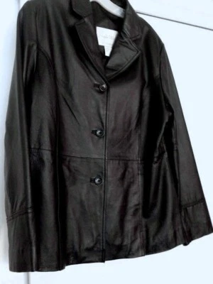 Женская куртка Studio Works черная на пуговицах натуральная кожа размер M - 2 кармана - Изображение 1 из 4