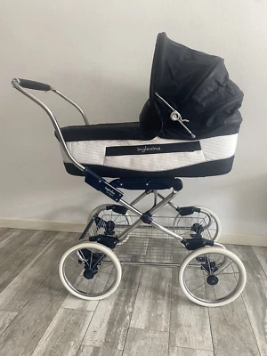 Inglesina Carrozzina come nuova con kit auto nuovo - Immagine 1 di 4
