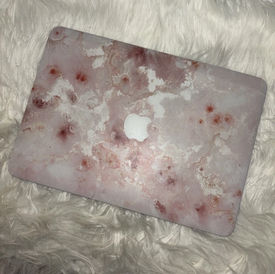 Apple Late 2011 MacBook Pro 15" 500gb HDD 8GB RAM 2.2 GHz Core I7 Foto 1 de 3