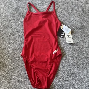 Arena Women's Team Challenge Solid Swimsuit Swimming Costume Red Size 34 - Picture 1 of 10
