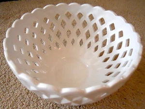Fruit Bowl White Ceramic Lattice Basket Weave Centerpiece Bowl - Picture 1 of 7