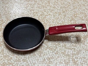 T-Fal Nonstick Cookware 4 3/4" Red One Egg Wonder Pan Fry Pan Skillet - Picture 1 of 5