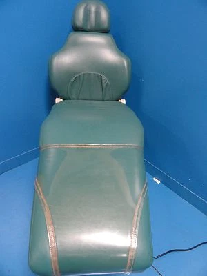 2004 BOYD 200X POWERED DENTAL / ORAL SURGERY / DENTISTRY / EXAM CHAIR (9200) - Image 1 of 4