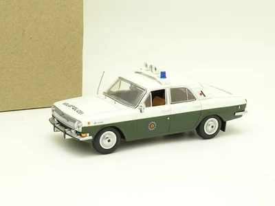 IXO IST SB 1/43 - Volga Gaz 24 Police VOLKSPOLIZEI - Image 1 of 2
