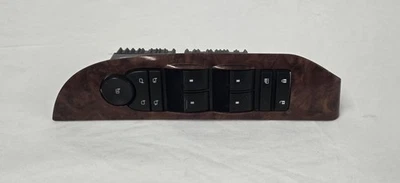 Chevrolet Suburban K1500 LS 2007-14 interruptor de ventana principal delantero izquierdo conductor Foto 1 de 4