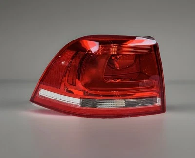¡Bonito! Luz trasera exterior izquierda Volkswagen Touareg 2011 2012 2013 2014 OEM Foto 1 de 4
