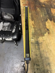 SICK MSLZ01-15031 SAFETY LIGHT CURTAIN RECEIVER USED - Picture 1 of 3