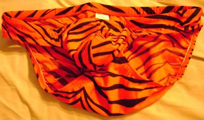 UNA BOLSA PROFUNDA "SEXXYBOY'S", BIKINI BOLSA TORPEDO CEBRA CON ANILLO C INCORPORADO, GRANDE Foto 1 de 4