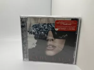 Lady Gaga The Fame, werkseitig versiegelte CD, Risse in Hülle, Risse/Löcher in Verpackung S4-1 - Bild 1 von 4