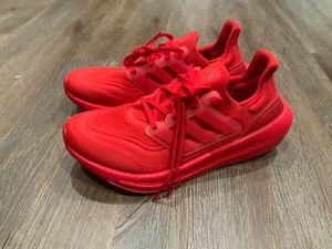 Adidas Ultraboost Rojo Escarlata Claro Zapatos para Correr IE3042 Para Hombre Talla 9 - Imagen 1 de 8