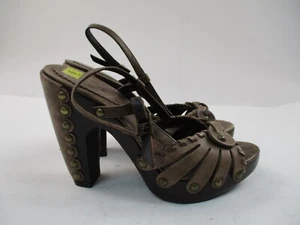 BCBG Maxazria Women’s Leather Pointed Heels Pump Size 6B Brown Leather Strappy - Picture 1 of 13