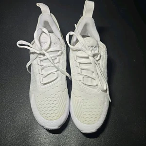 Nike Air Max 270 Jugend Größe 4Y Schuhe  - Bild 1 von 12