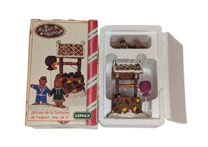 Lemax 2004 Sugar 'N Spice Holiday Village Wishing Well of Delights 2 Pieces - Picture 1 of 6