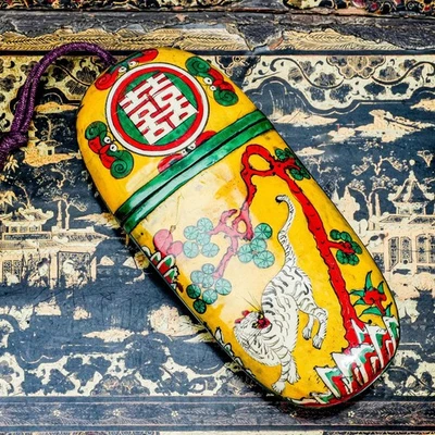 Estuche de gafas de tigre chino asiático lacado antiguo pintado chinoiserie Foto 1 de 4