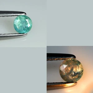 0,26 ct prächtiger Rundschliff (4 x 4 mm) grüner natürlicher unbeheizter Alexandrit - Bild 1 von 3