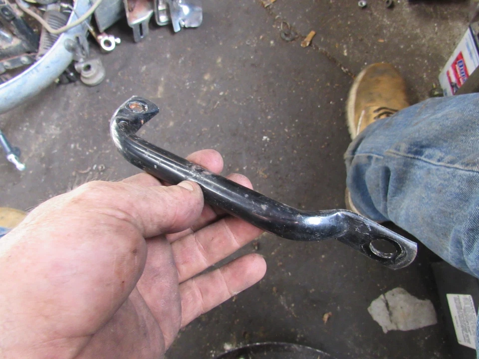 Suzuki GS450 GA 1983 suzukimatic agarre trasero riel elevador Foto 1 de 1