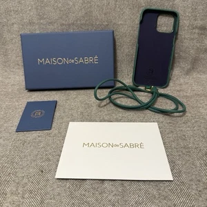 Maison de Sabre The Sling Phone Case for iPhone 16 Pro Max in Emerald Green - Photo 1 sur 11