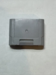 Original Nintendo 64 N64 Auténtico Controlador Paquete Tarjeta de Memoria OEM - Imagen 1 de 4