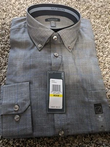 Van Heusen Men's Medium Grey NWT Long Sleeve Dress shirt - Picture 1 of 3
