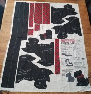 Daisy Kingdom Scottie Hund Stofftier Handwerk Panel-Schneiden & Nähen 2 Spielzeug-Vintage NEU - Bild 1 von 5