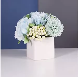 Falsi fiori artificiali con piccolo vaso in ceramica, ortensia con vaso in plastica... - Foto 1 di 1