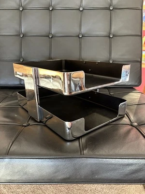 - BANDEJA DE CARTAS VINTAGE MCDONALD CROMADA DUAS CAMADAS Moderna Meio Século - Imagem 1 de 4