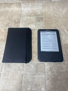 Amazon Kindle Keyboard D00901 3rd Generation 4GB, 6in - With Case - Picture 1 of 13