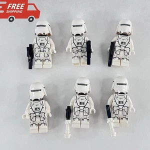 Lego Star Wars First Order Snowtroopers X6 Mint Minifigures With X5 Blasters - Picture 1 of 3