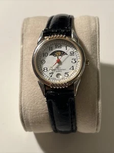 Quartz 100 Meter Half Moon Ladies Vintage Watch WS60583W - Picture 1 of 7