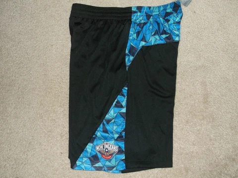 New Orleans Pelicans NBA Basketball Shorts size Men's XL new with tags Free Ship Cover