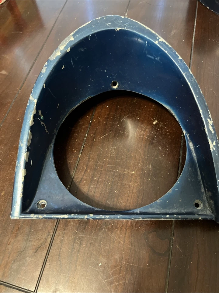 Bisel de faros derecho Mercury Monterey 1955/1956 Foto 1 de 4