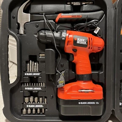 Juego de taladros y herramientas Black and Decker 18V Foto 1 de 4