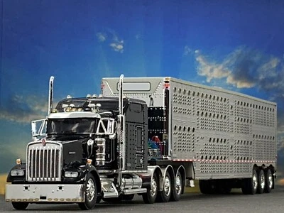 1/64 DCP KENWORTH W900L W/ 86" STUDIO SLEEPER & WILSON TRI AXLE CATTLE TRL - Image 1 of 4