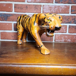 VINTAGE 1960s Leather-Wrapped Tiger Sculpture, Glass Eyes, Nylon Whiskers - Bild 1 von 11