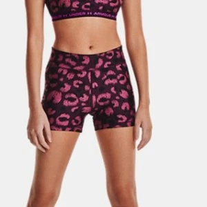 NWT UNDER ARMOUR Women's Mid Rise 3” UA Animal Print Shorts Size XS - Picture 1 of 6