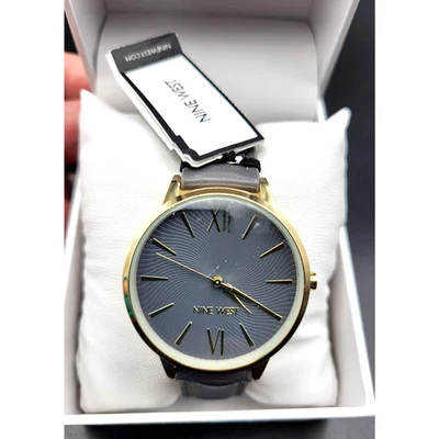 Reloj Nine West Mujer Gris Correa Cocodrilo Cara Gris Números Dorados NUEVO En Caja Foto 1 de 4