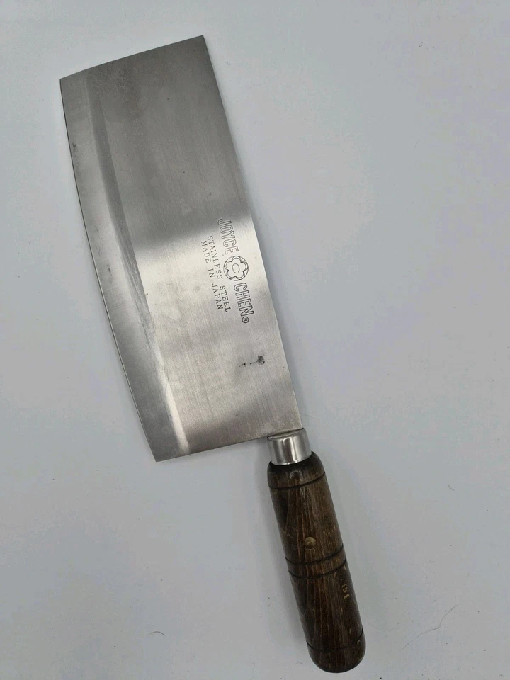 Joyce Chen. Cuchilla de acero inoxidable de 8". Mango de madera. Hecho en Japón. Foto 1 de 4