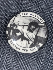 BOSTON RED SOX TED WILLIAMS PIN BACK BUTTON - VINTAGE - Picture 1 of 2
