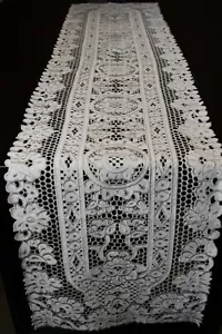 Solid White Embroidered Lace Cutwork Placemat Table Runner Wedding Party Banquet - Picture 1 of 11