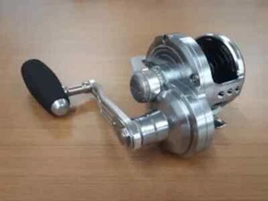 Studio Ocean Mark SOM BHL80Hi/LB(19)/AE100 Right Left Handle Fishing Bait Reel - Picture 1 of 1