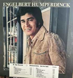 Engelbert Humperdinick  Miracles 1977 LP  Epic  PE 34730 PROMO RARE NM Vinyl LP - Picture 1 of 5