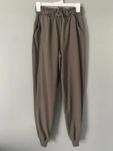 Lululemon Stretch High Rise Jogger Pants 27in inseam Olive Green Women's Size 4 - Picture 1 of 7